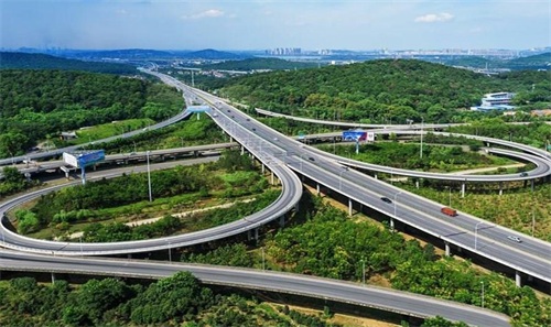 宣化钢筋套筒应用于高速公路